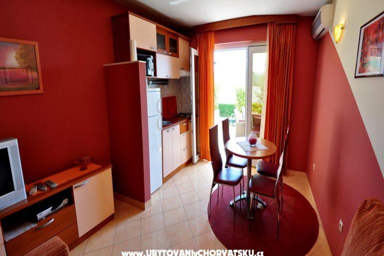 Apartamenty Deak Komarna – foto 9