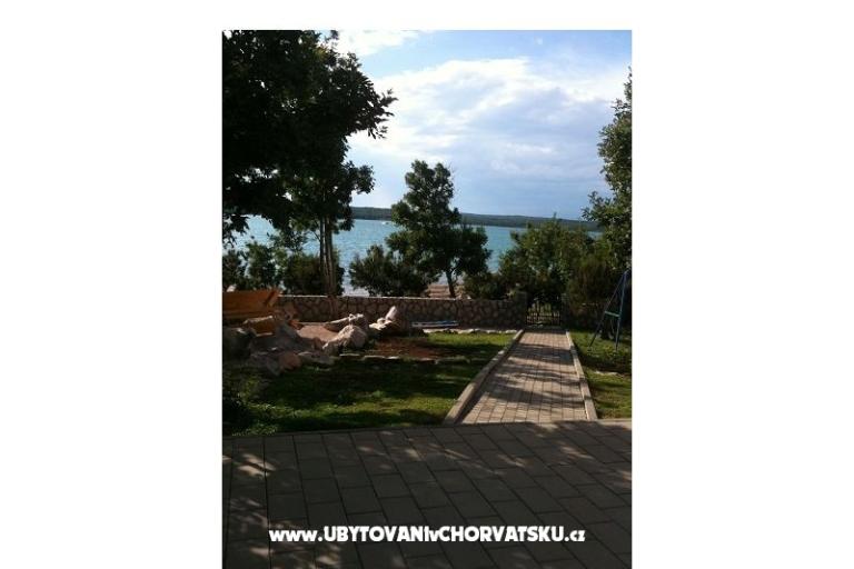 Villa Klimno direct na plaży – foto 11