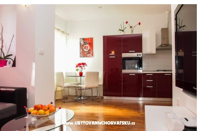 APARTMENTS ELA – foto 2