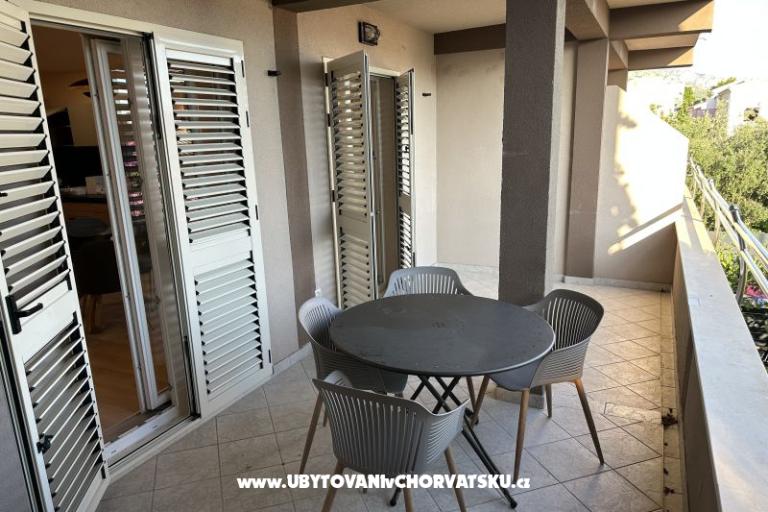 Apartamenty Tina – foto 9