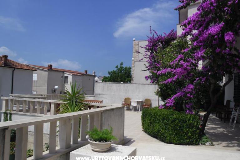 Apartamenty Villa Luce – foto 2