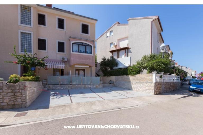 Apartamenty Avvi – foto 2