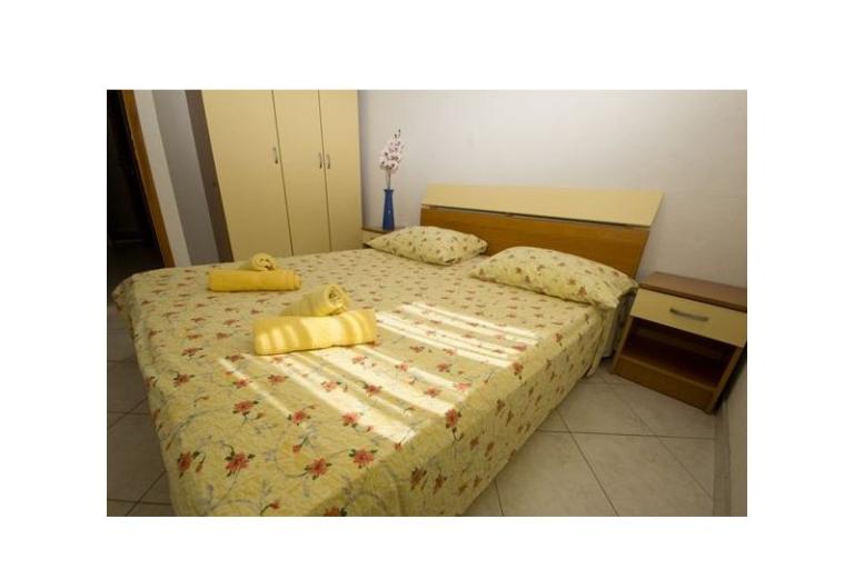 Apartamenty Dinko s grijanim bazenom – foto 17