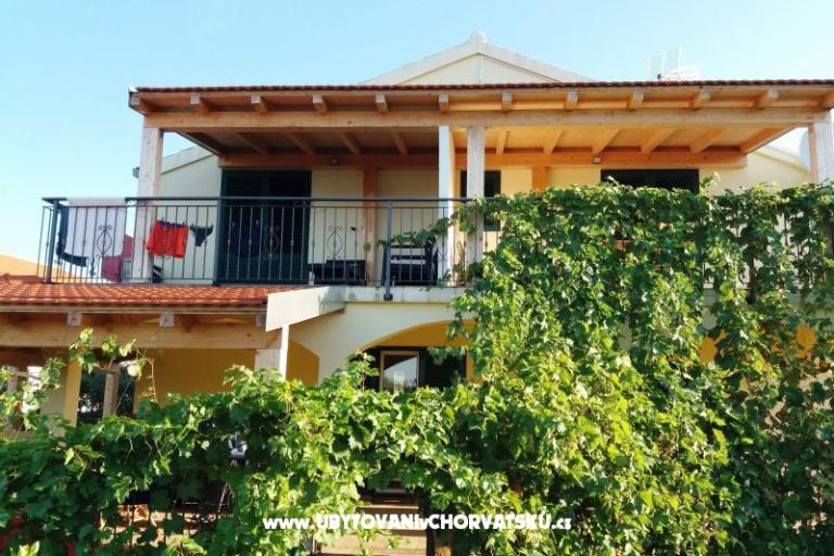 Apartamenty Liljana – foto 2