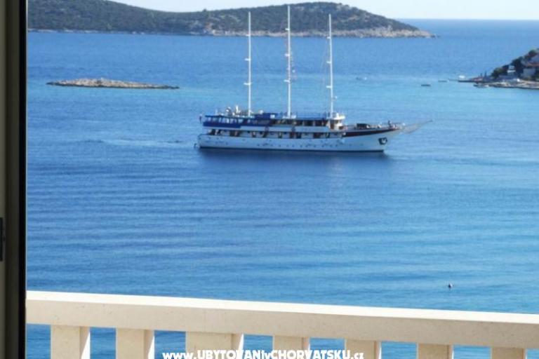 Apartamenty Villa MANDINA z basenem – foto 3