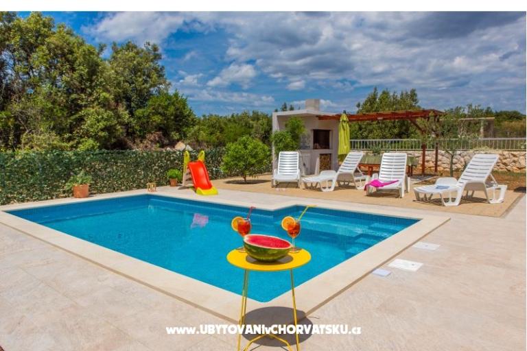 Apartamenty Vila Nena z basenem – foto 7