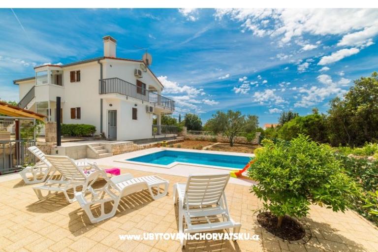 Apartamenty Vila Nena z basenem – foto 8