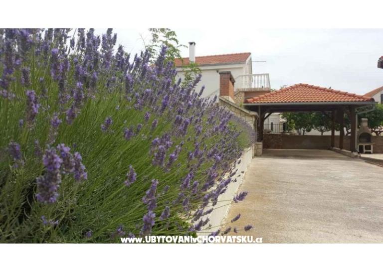 Apartamenty  Tonka, Ines i Nika – foto 16