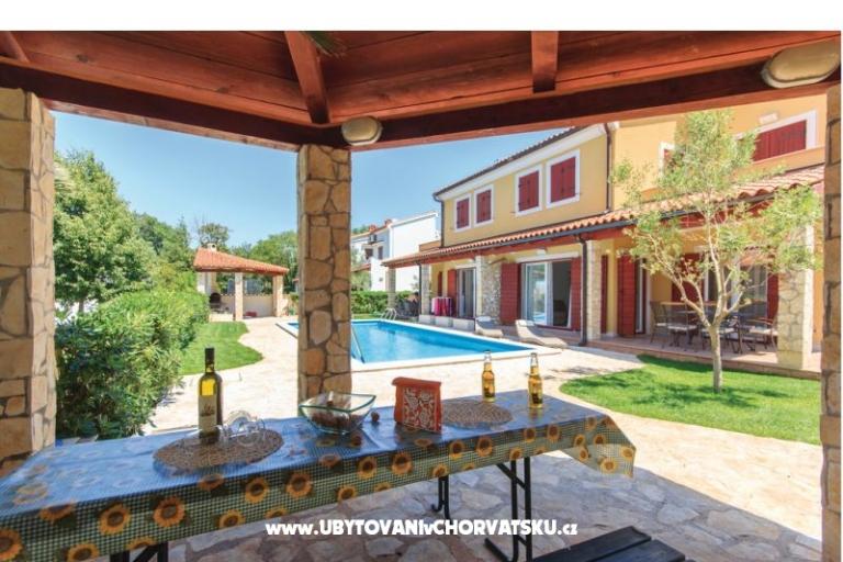 Apartament Oliva D1 z basenem – foto 2