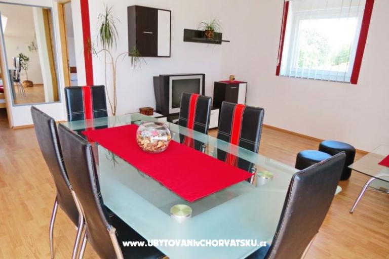 Apartamenty Tena – foto 15
