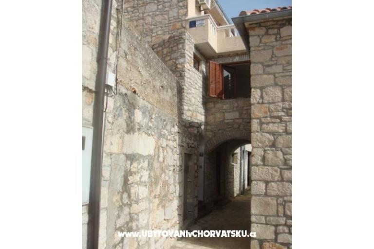 Stara kamena kuca - Apartament Andrij – foto 2