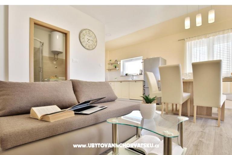 Apartamenty Mica – foto 14