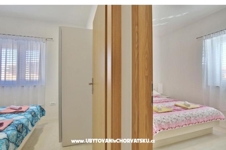 Apartamenty Mica – foto 8