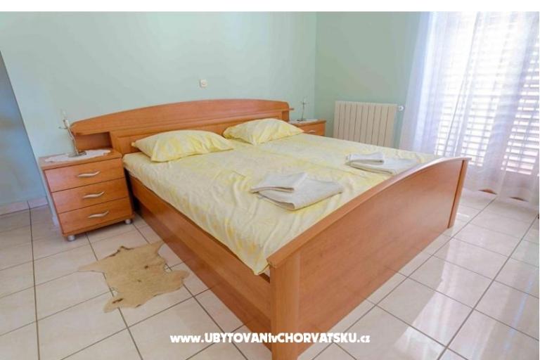 Ariela na plaży – foto 10