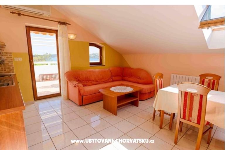 Ariela na plaży – foto 7