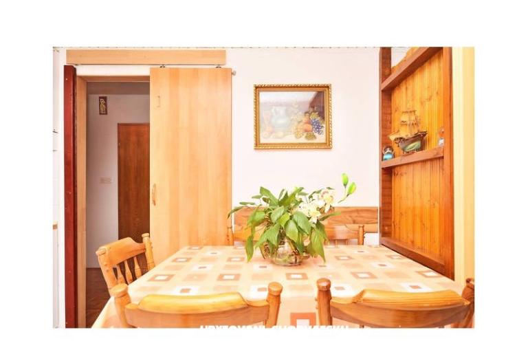 Apartamenty Stari Grad /Omiš center/ – foto 8