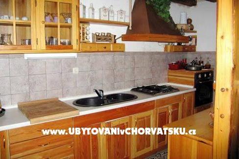 Country Dom Omis – foto 4