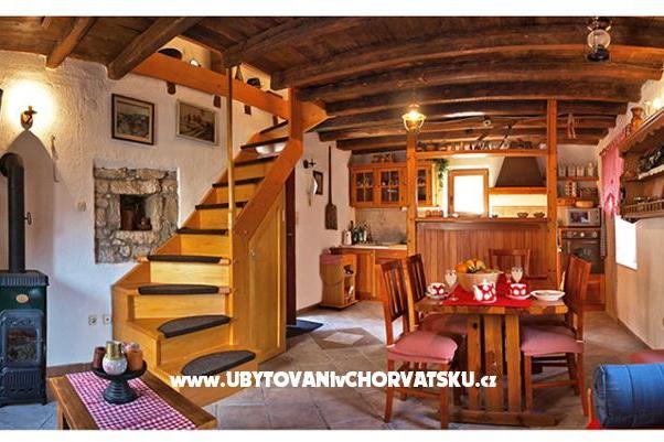 Kamienny dom – foto 3