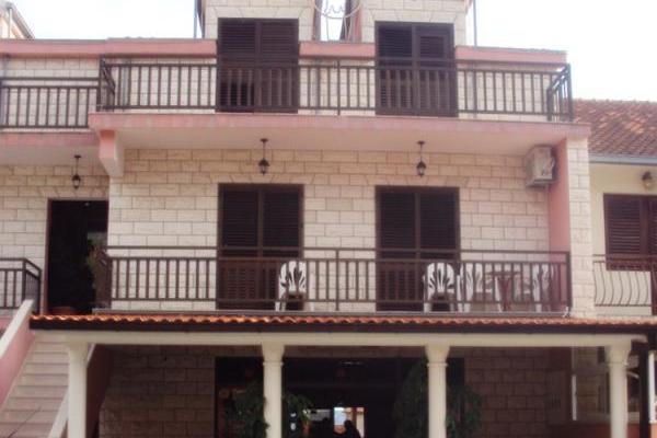 Apartamenty Bilic – foto 2