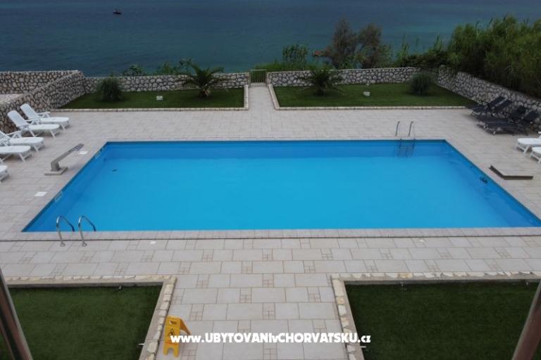 Pool Apartament Antonia – foto 4
