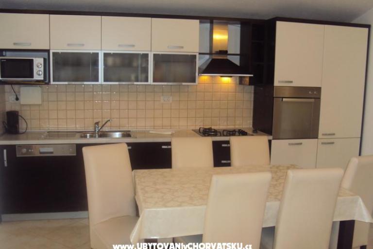 Apartament Lovre – foto 2