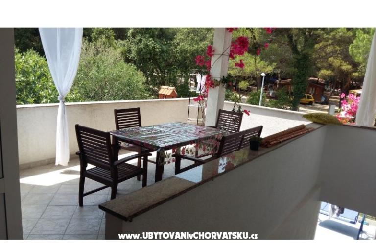 Apartamenty Lara – foto 16