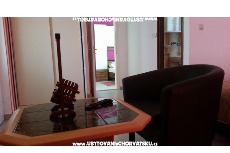 Apartamenty Lara – foto 8