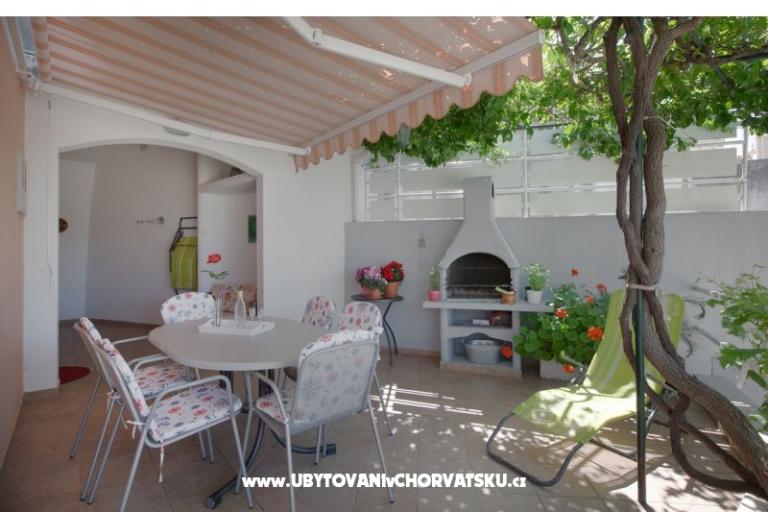 Apartamenty MARINA - Villa NEDIKA – foto 13