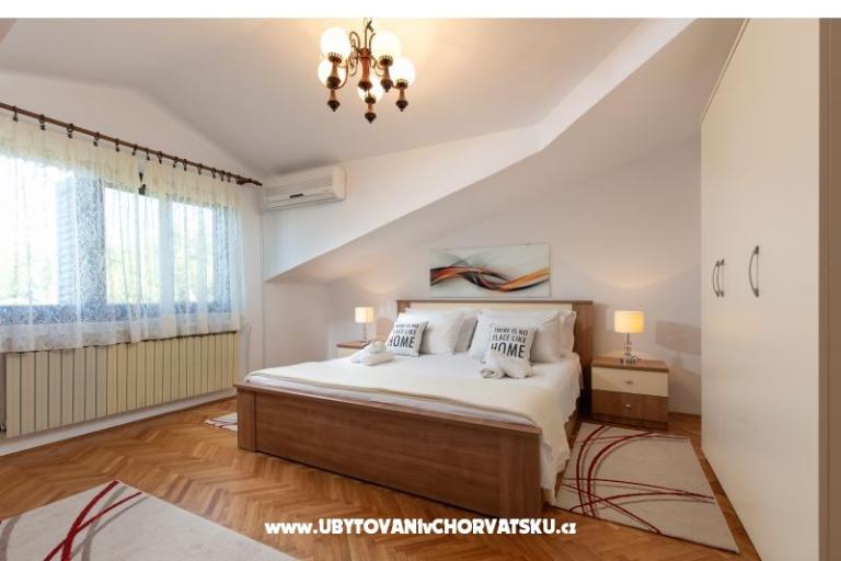 Wide Apartament with Pool  – foto 12