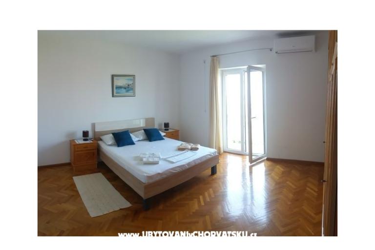 Apartamenty s bazenom Cvita/Podstrana – foto 9