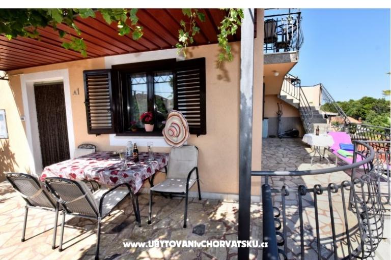 Apartamenty Funtana – foto 2