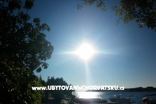 Apartamenty 10 metara od mora – foto 10
