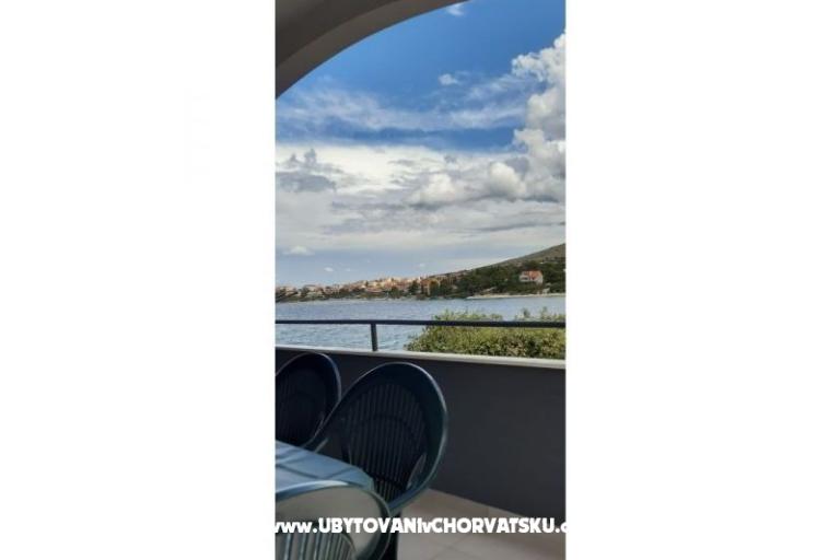 Apartamenty 10 metara od mora – foto 11