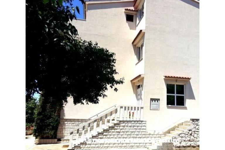 Apartamenty Svirčić – foto 2
