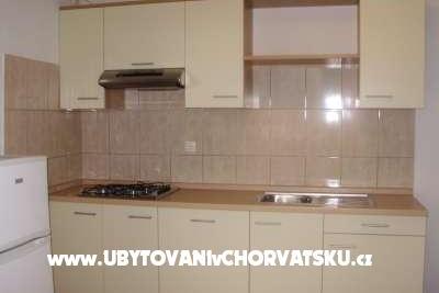 Apartamenty Angelo z basenem – foto 11