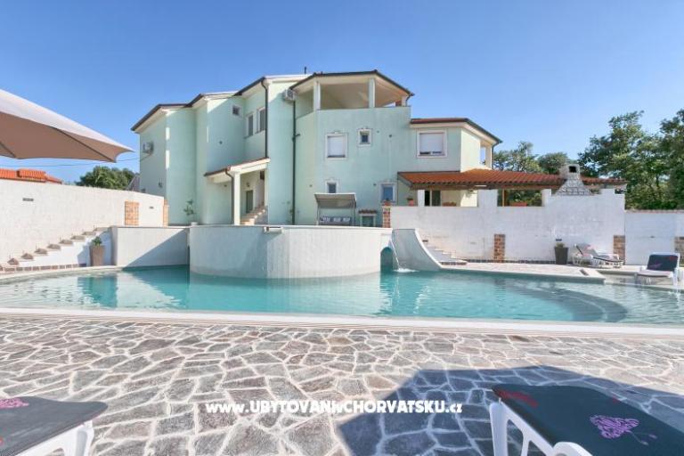 Apartamenty z basenem Štinjan – foto 2