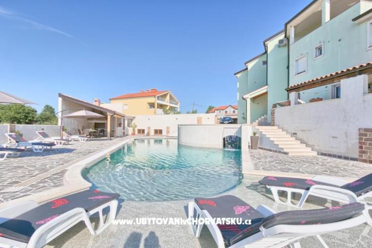 Apartamenty z basenem Štinjan – foto 3
