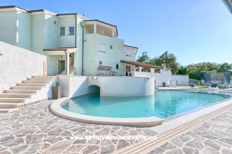 Apartamenty z basenem Štinjan – foto 6