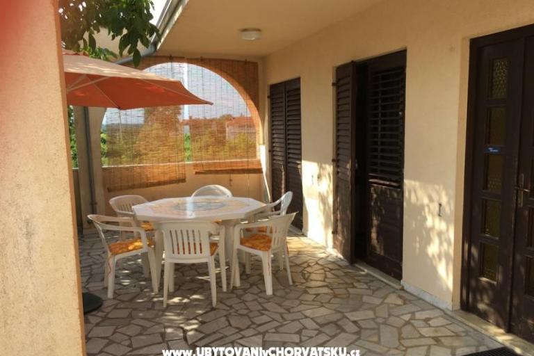 Dom Carnitia – foto 2
