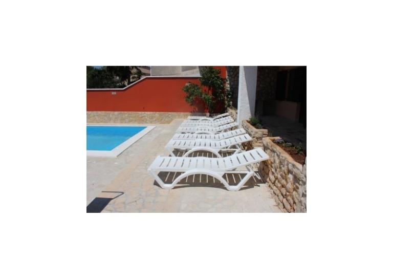 Dom with swimming pool – foto 2