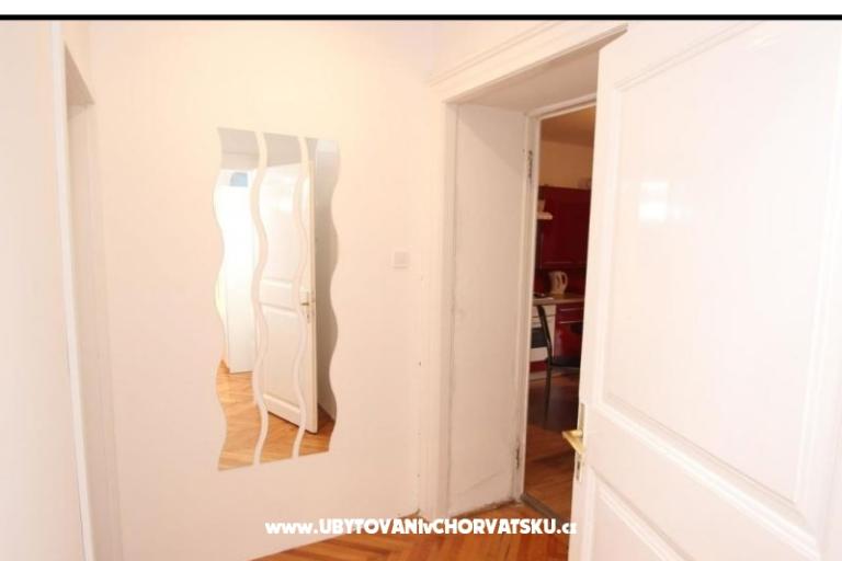 Pula Center Apartament – foto 11