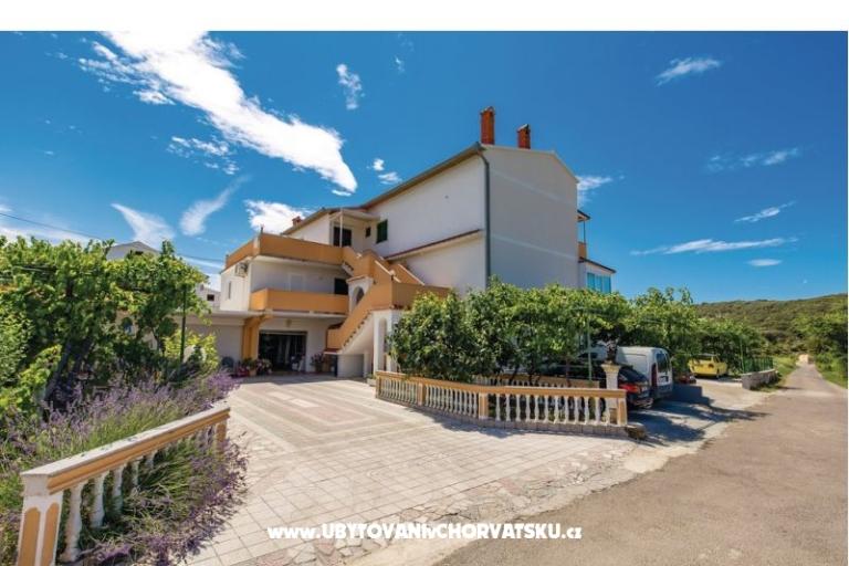 Apartamenty Lupić – foto 3