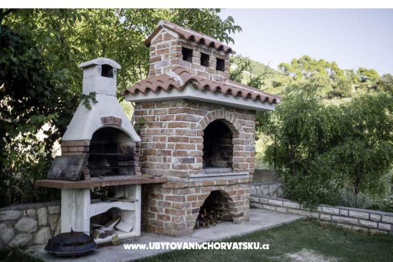 APARTMANI DEBELIĆ – foto 4