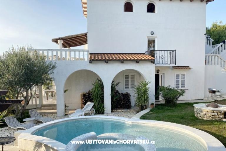Villa Agata z basenem &amp; sauna – foto 16