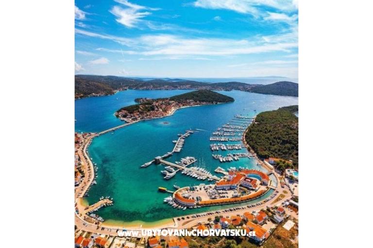 Apartamenty Leona Rogoznica – foto 12