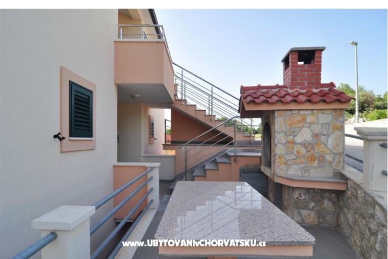 Apartamenty Panorama s bazenom – foto 12