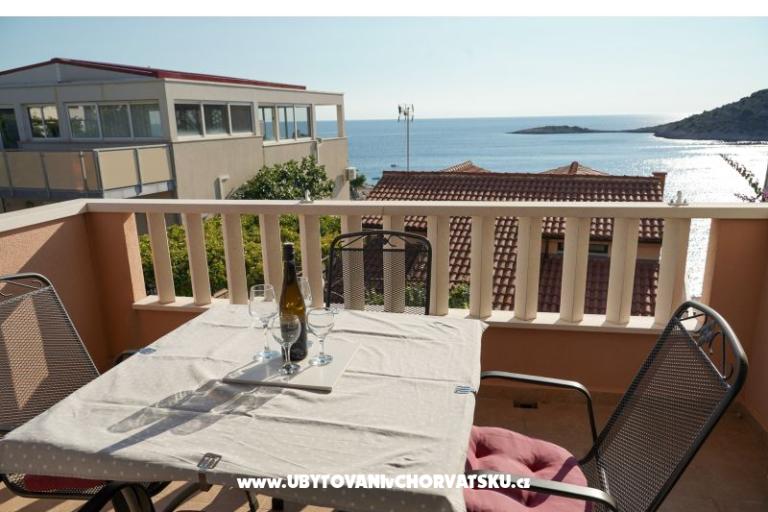 Apartamenty Panorama s bazenom – foto 18