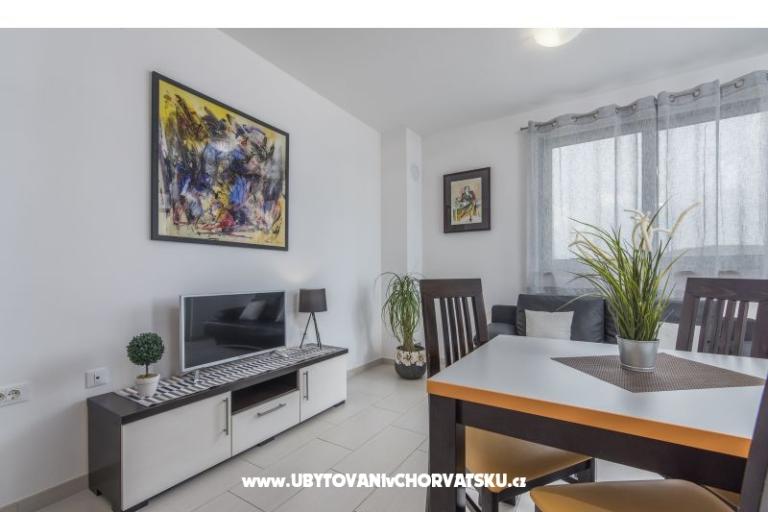 Apartamenty Kimi with swimming pool  – foto 12