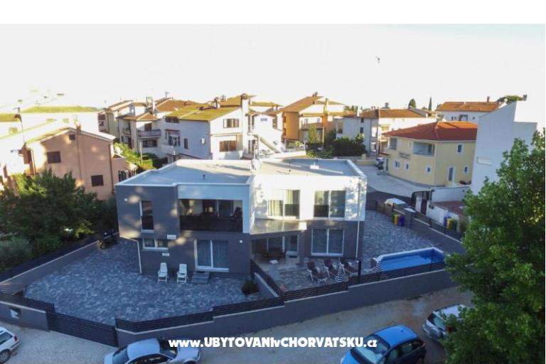 Apartamenty Karlo  – foto 2