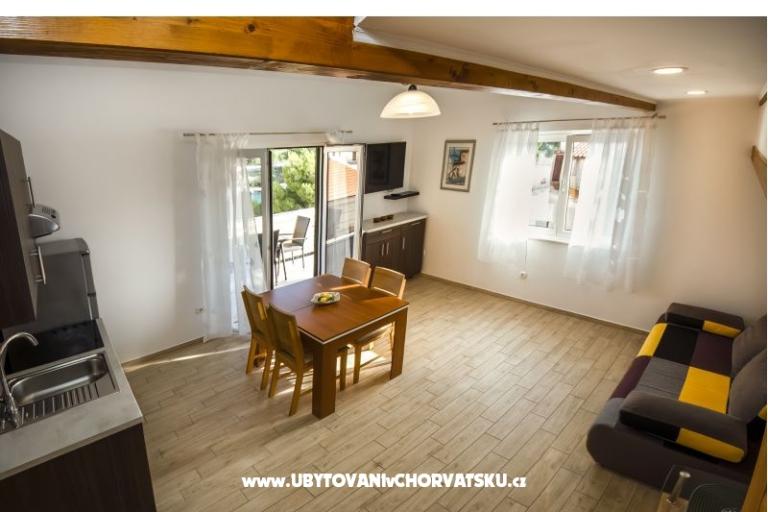 Apartamenty Males – foto 19